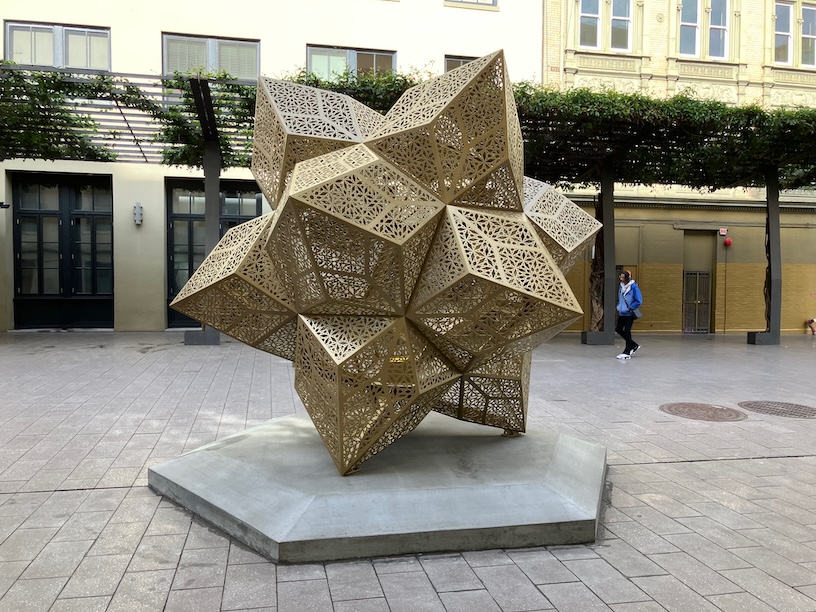 aurum sculpture at mint plaza, san francisco